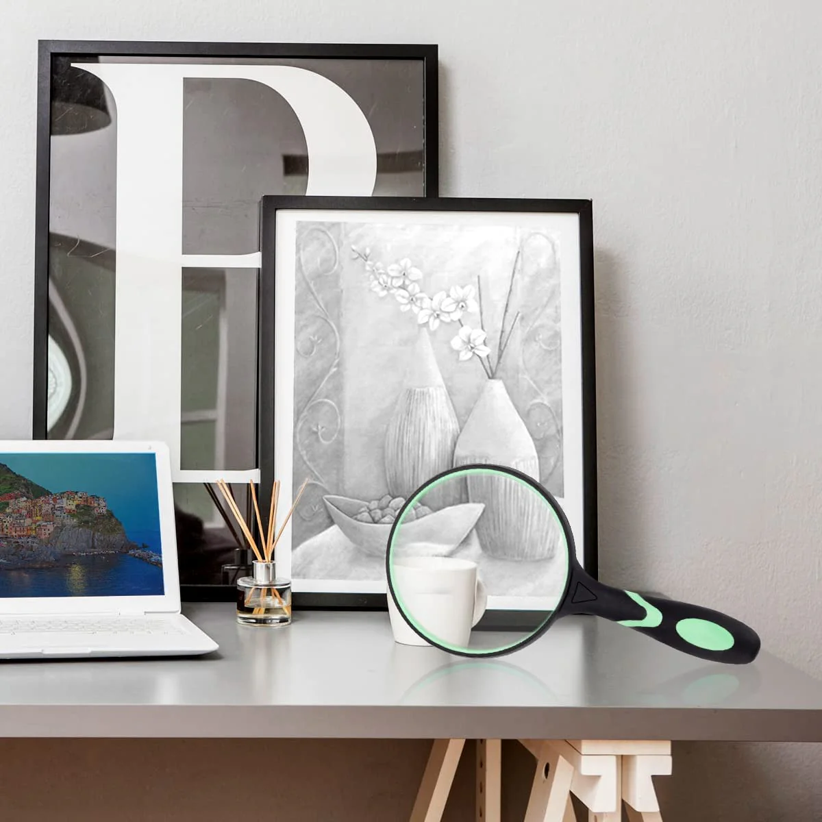 8x Handheld Magnifier - Large - Image 9